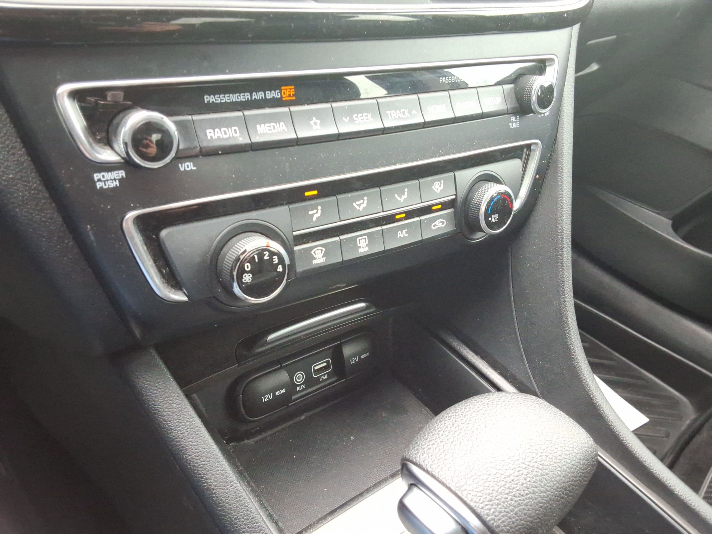 Used 2020 Kia Optima S image 17