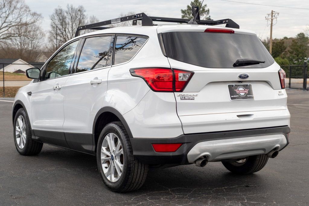 Used 2019 Ford Escape SE image 33