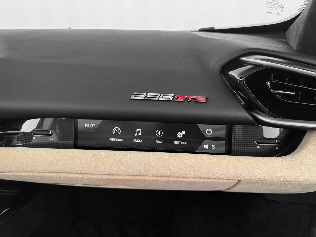 Used 2024 Ferrari 296 GTS image 27