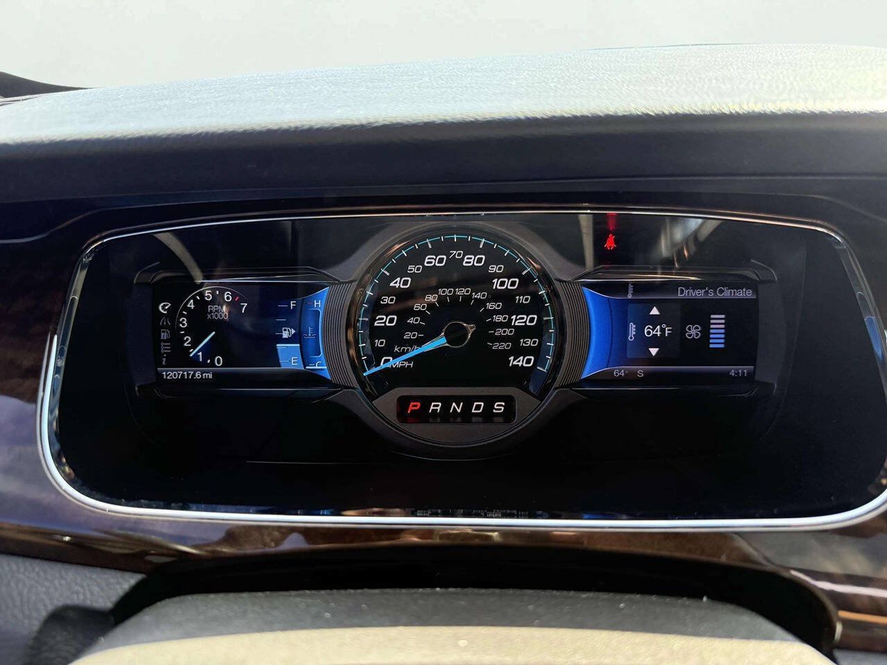 Used 2013 Ford Taurus Limited FWD image 17