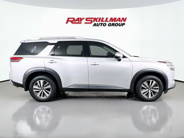 Used 2022 Nissan Pathfinder SL image 8