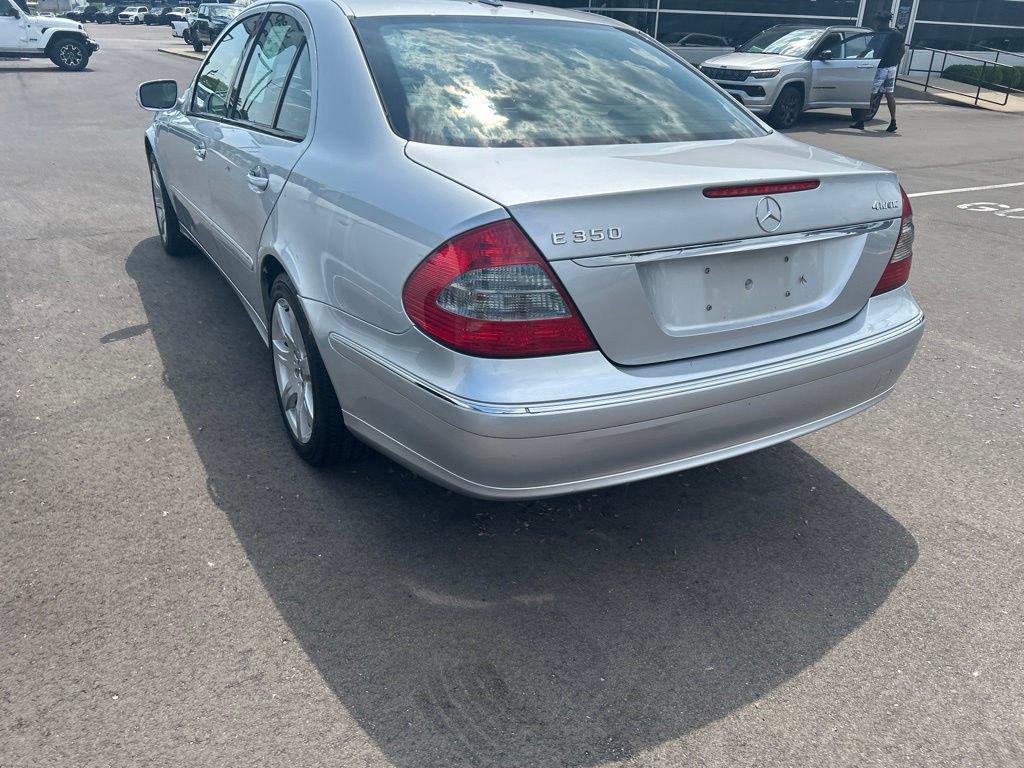 Used 2007 Mercedes-Benz E 350 4MATIC Sedan image 7