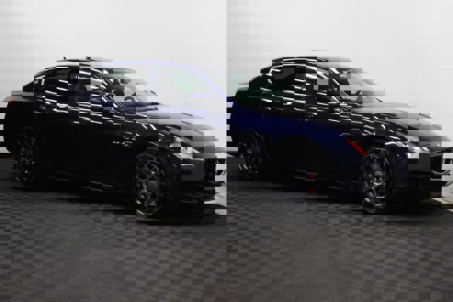 Used 2014 Maserati Quattroporte S Q4 AWD/4WD image 3