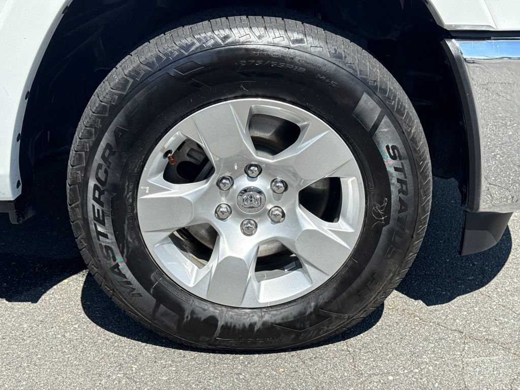 Used 2025 RAM 1500 Big Horn AWD/4WD image 7