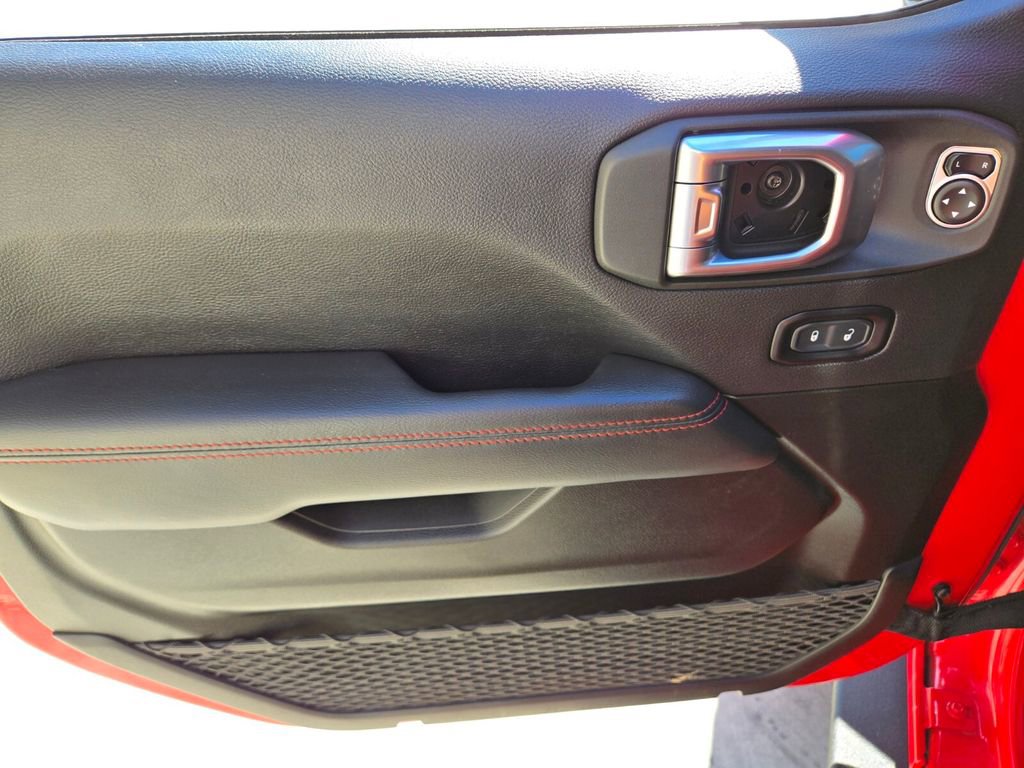 Used 2023 Jeep Wrangler Unlimited Rubicon 4xe AWD/4WD image 22