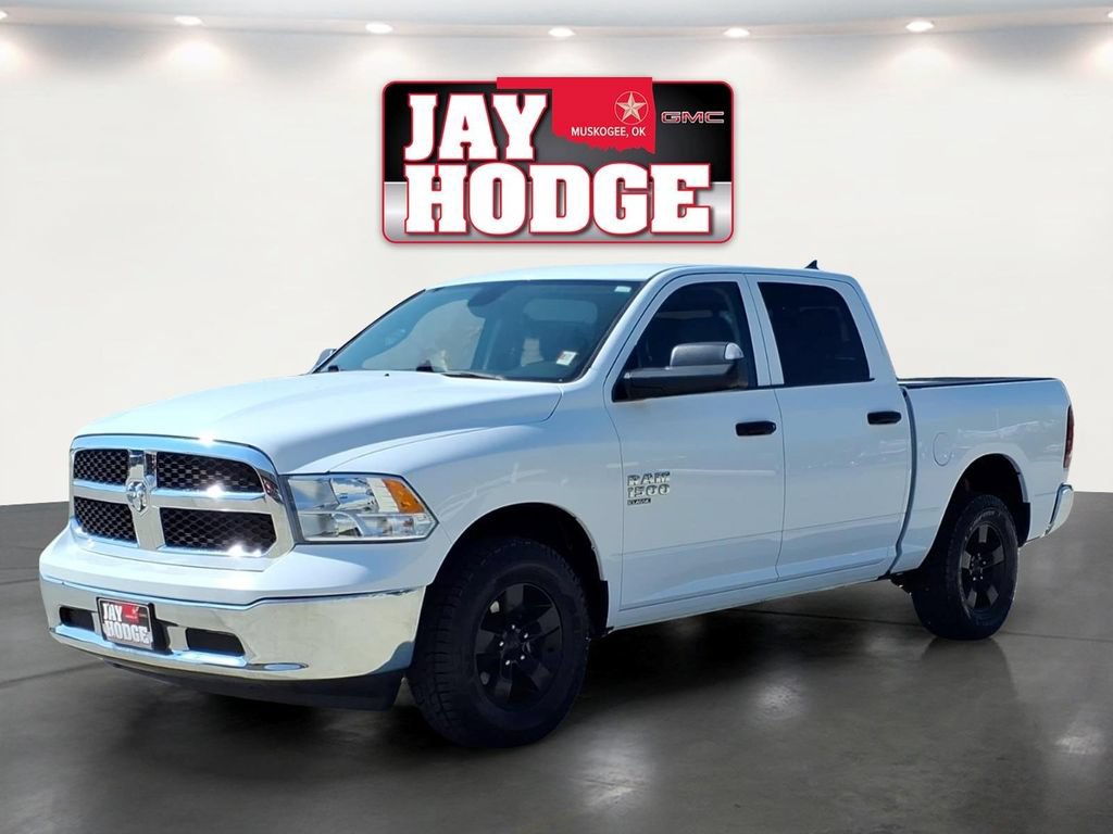 Used 2023 RAM 1500 Classic SLT w/ Trailer & Traction Group AWD/4WD image 3