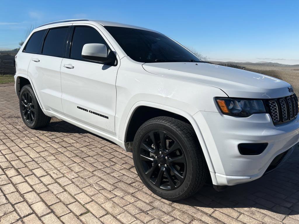 Used 2019 Jeep Grand Cherokee Altitude