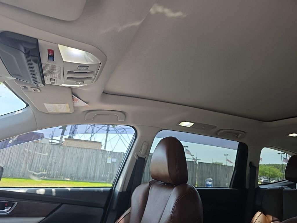 Used 2019 Subaru Ascent Touring w/ Popular Package #2A image 10