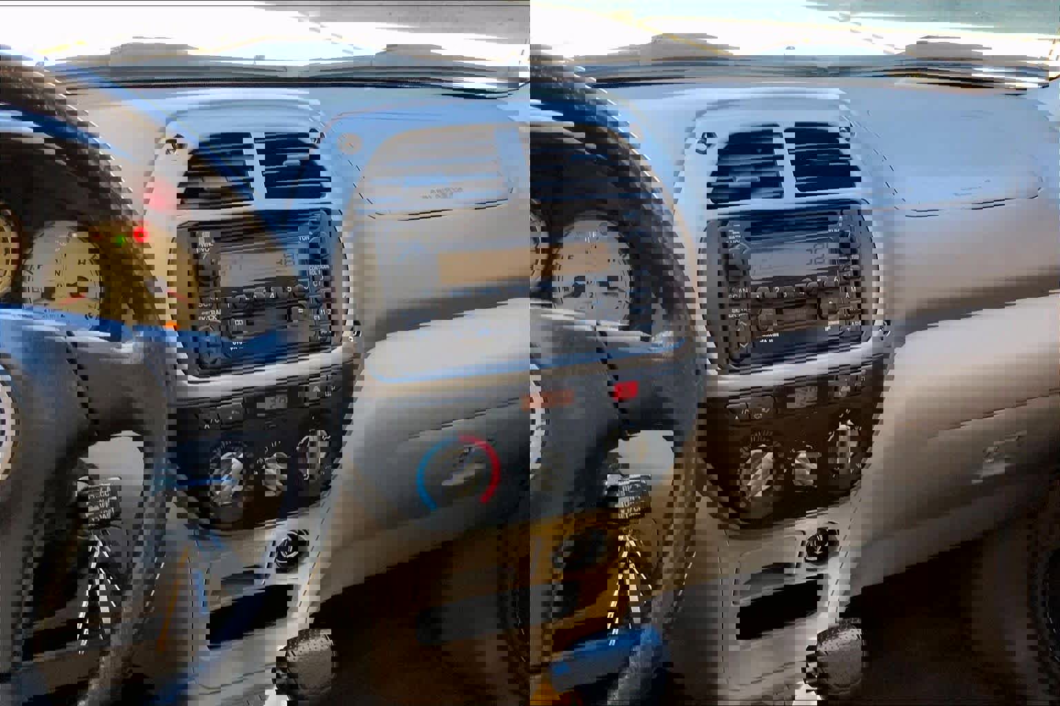 Used 2002 Toyota RAV4 4WD image 6