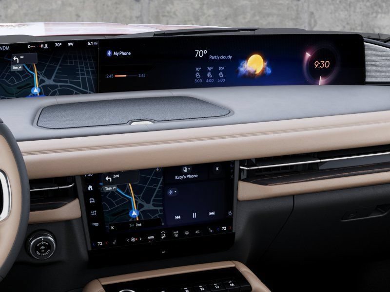 New 2027 Lincoln Navigator Black Label AWD/4WD image 14
