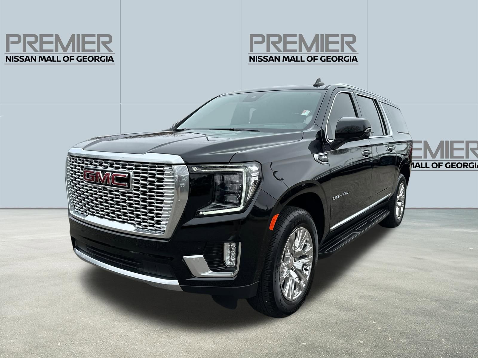 Used 2024 GMC Yukon XL Denali w/ Max Trailering Package image 1