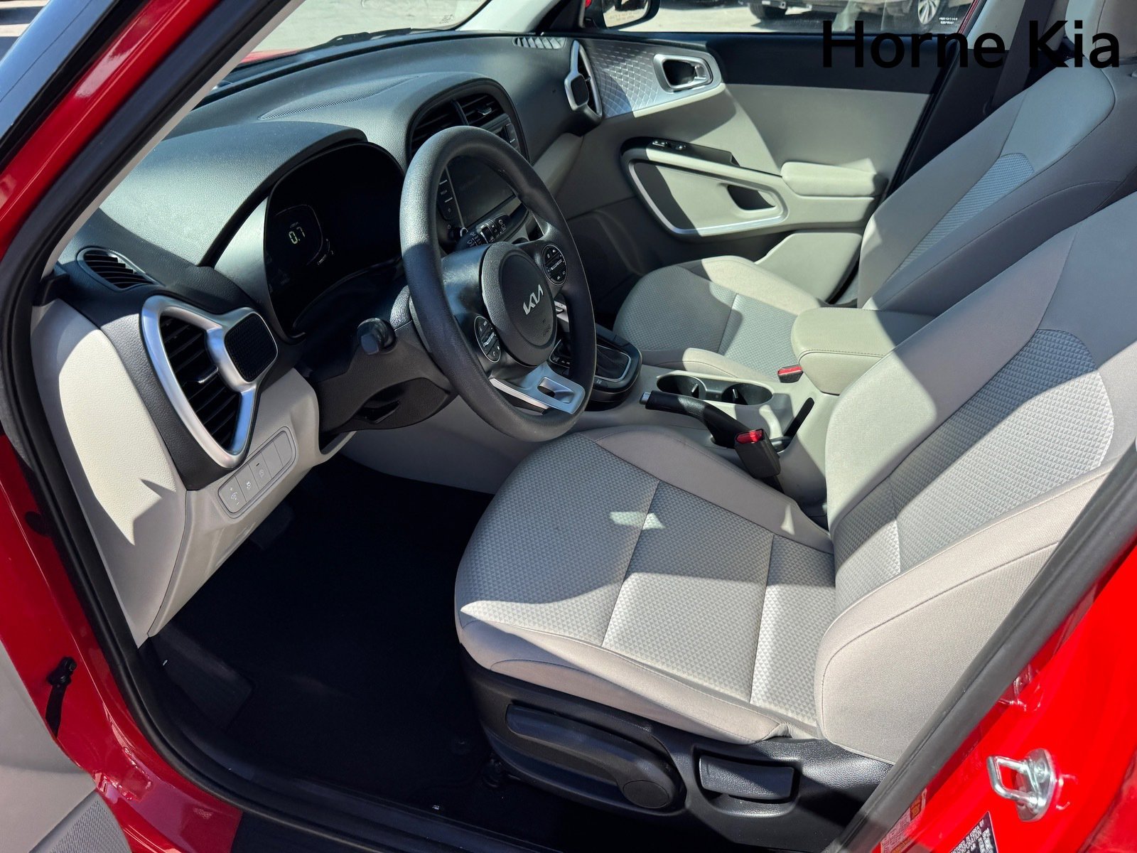 Certified 2024 Kia Soul LX image 9