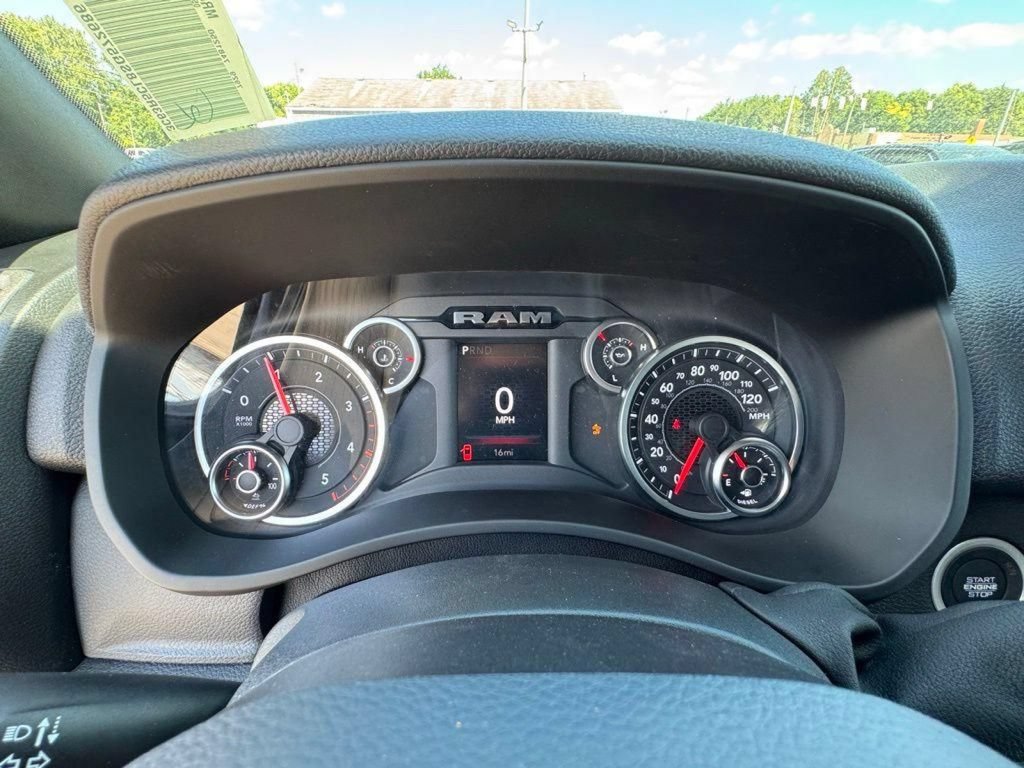New 2025 RAM 2500 Tradesman AWD/4WD image 22