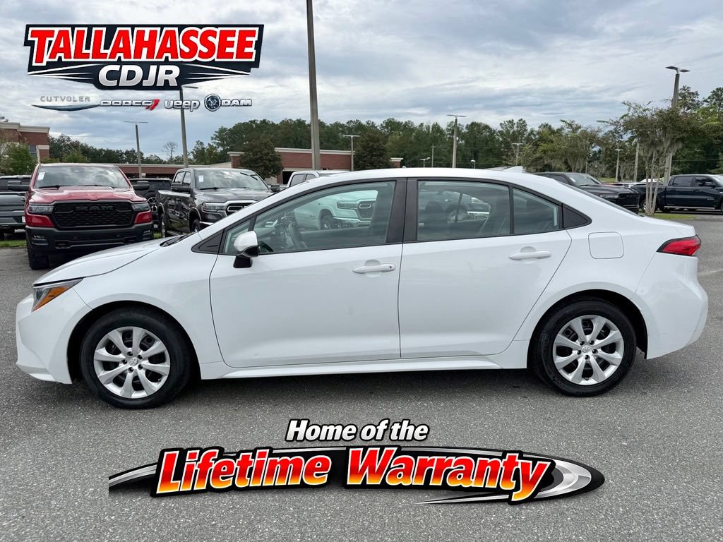 Used 2022 Toyota Corolla LE FWD image 7