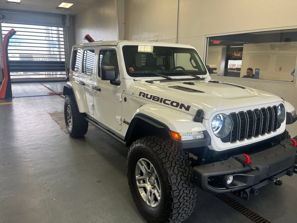 Used 2025 Jeep Wrangler Unlimited Rubicon