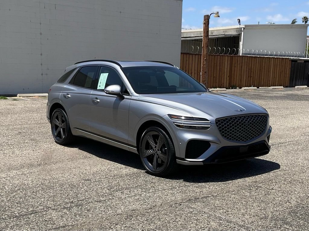 Used 2024 Genesis GV70 2.5T w/ Sport Prestige Package AWD/4WD image 8