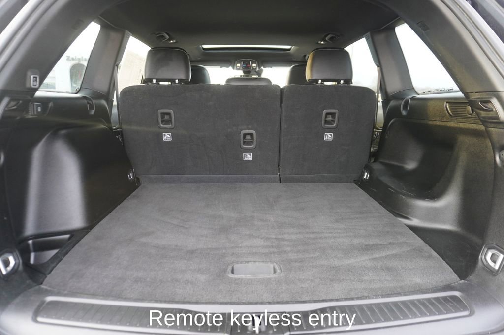 Used 2023 Jeep Grand Cherokee Altitude image 5