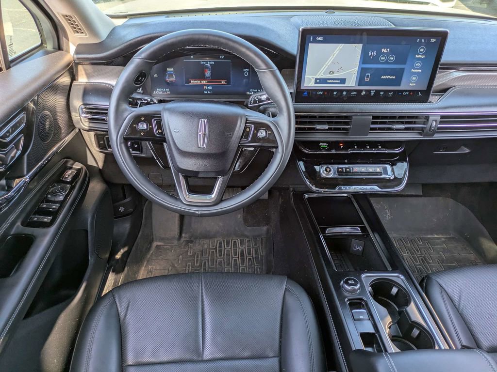 Used 2023 Lincoln Corsair Reserve w/ Equipment Group 201A AWD/4WD image 17