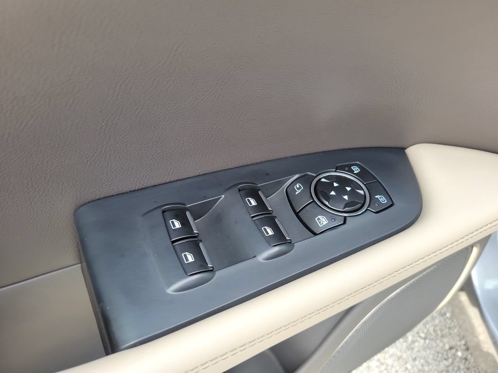 Certified 2023 Lincoln Nautilus FWD w/ Premium Package image 19