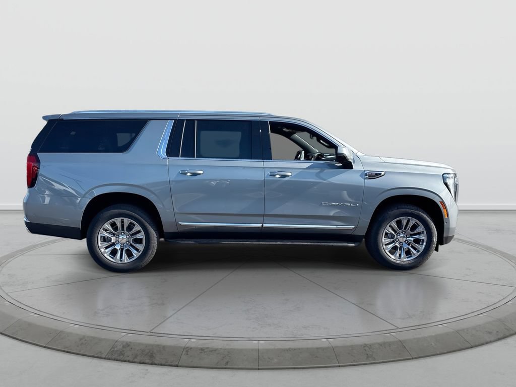 New 2026 GMC Yukon XL Denali AWD/4WD image 2