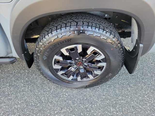 Used 2023 Nissan Frontier Pro-X w/ Pro Convenience Package image 6