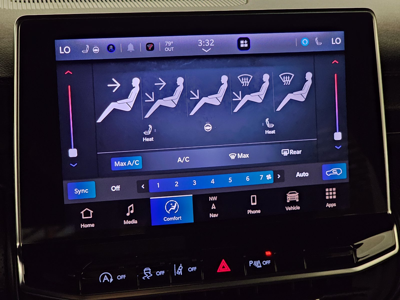 New 2026 Jeep Compass Trailhawk w/ Sun, Sound & Navigation Group AWD/4WD image 15