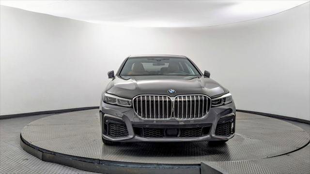 Used 2021 BMW 740i xDrive w/ Autobahn Package image 12