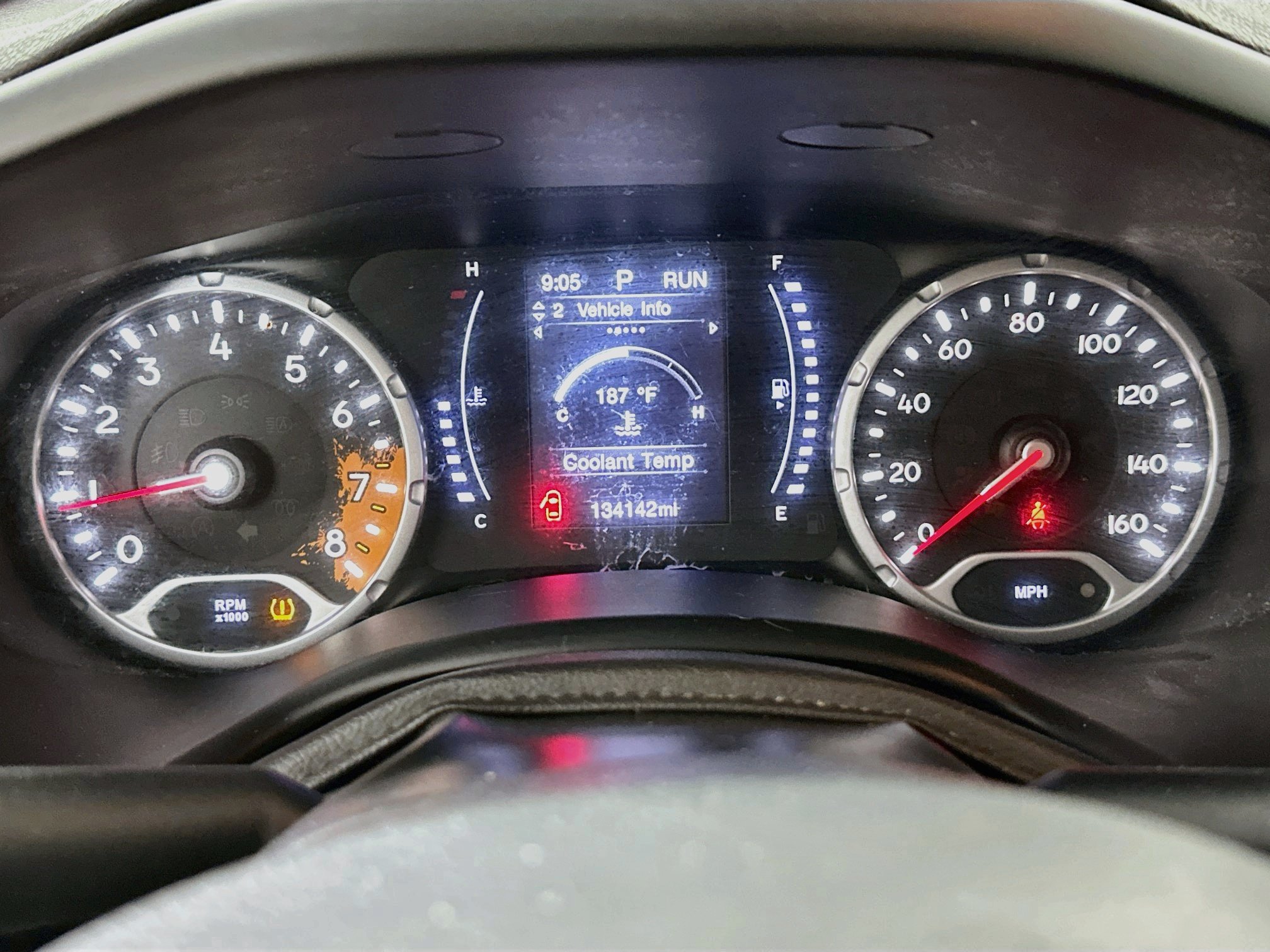 Used 2017 Jeep Renegade Latitude w/ Popular Equipment Group FWD image 18