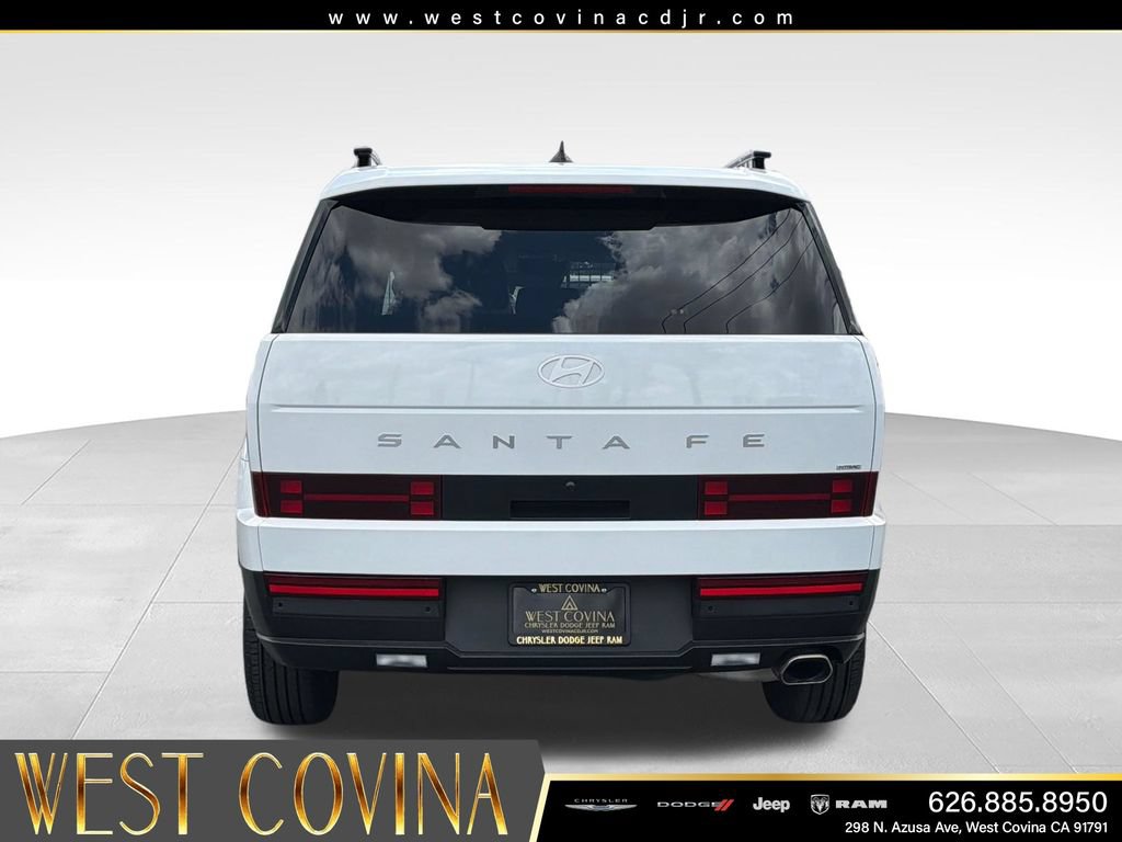 Used 2025 Hyundai Santa Fe SEL AWD/4WD image 6
