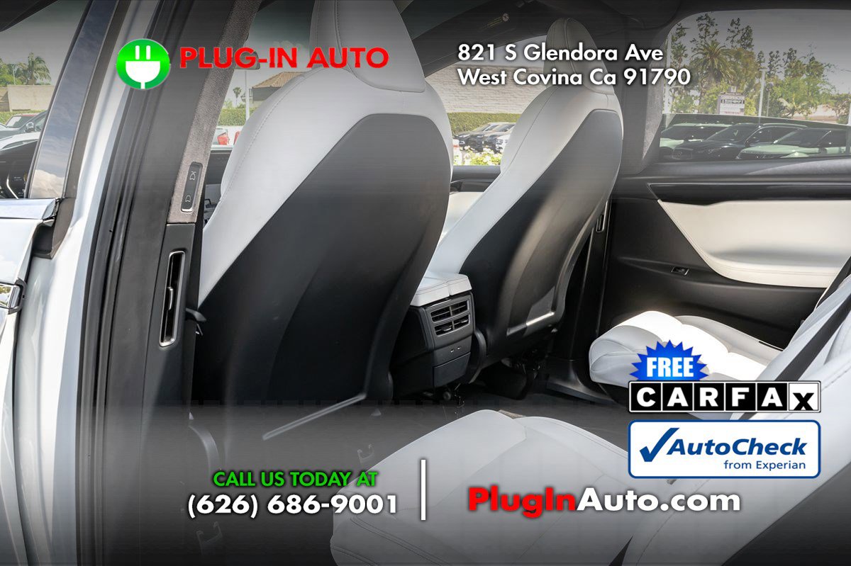 Used 2020 Tesla Model X Long Range image 3