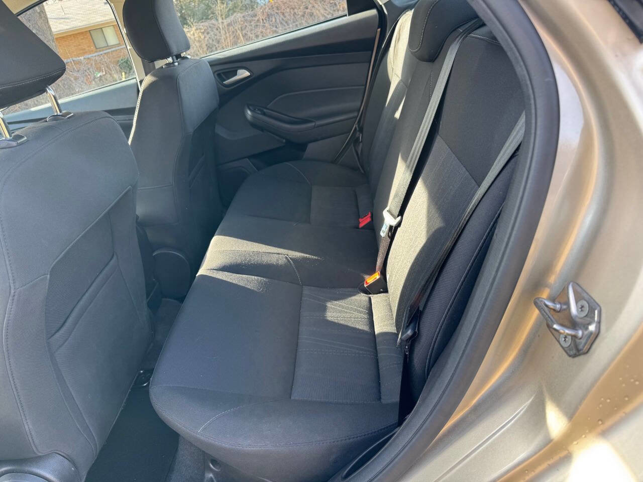 Used 2017 Ford Focus SE image 10