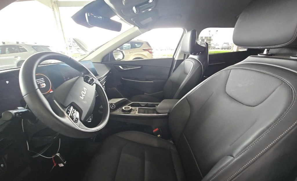 Certified 2023 Kia EV6 Wind w/ Wind Technology Package AWD/4WD image 10