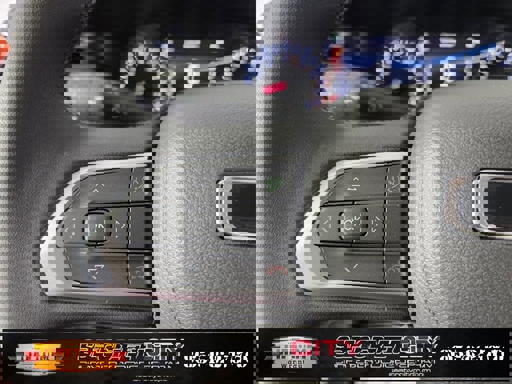 New 2026 Jeep Compass Latitude image 17