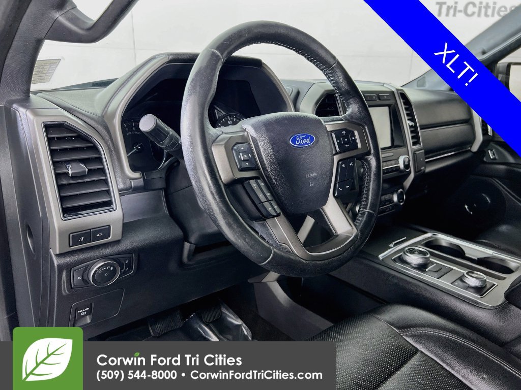 Used 2020 Ford Expedition Max XLT w/ Equipment Group 202A AWD/4WD image 2