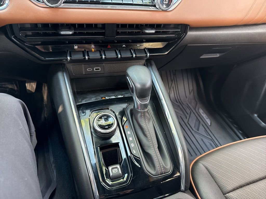 Used 2023 GMC Canyon AT4 w/ AT4 Premium Package image 40