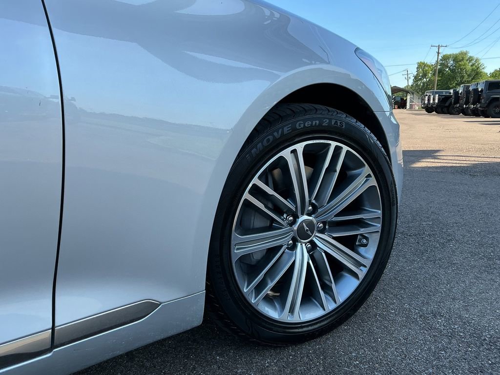 Used 2018 Genesis G80 3.8 w/ Option Group 02 RWD image 16