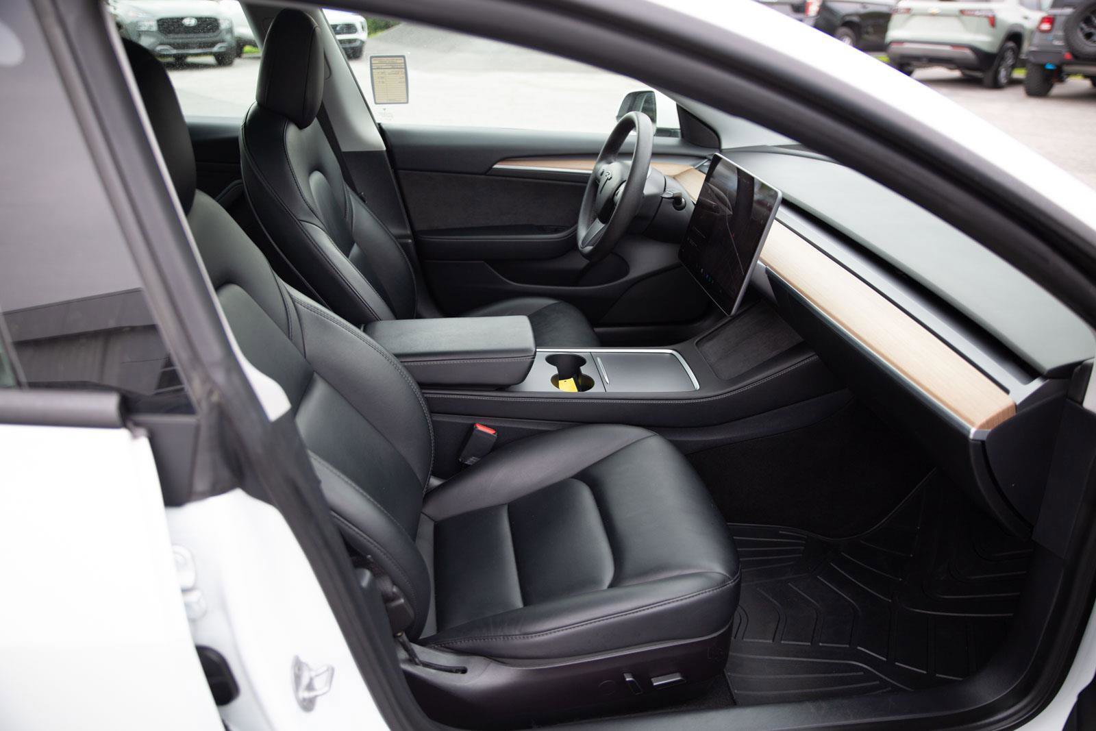 Used 2021 Tesla Model 3 Standard Range Plus RWD image 22