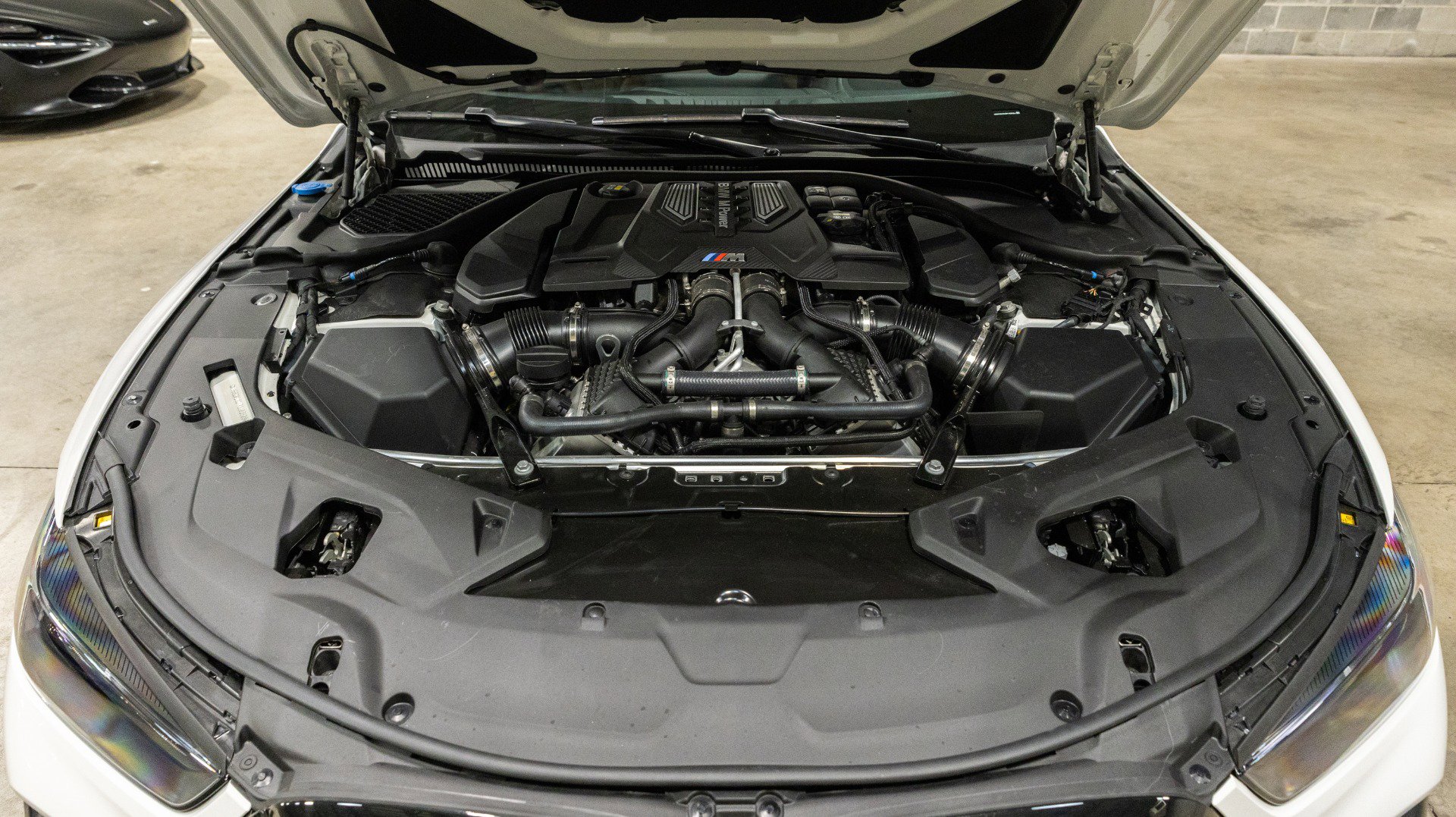 Used 2023 BMW M8 Competition image 77