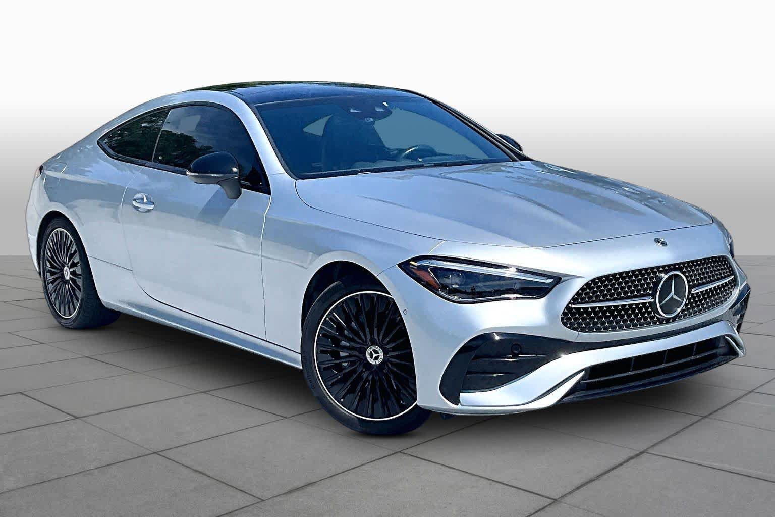 Used 2024 Mercedes-Benz CLE 300 4MATIC Coupe image 3