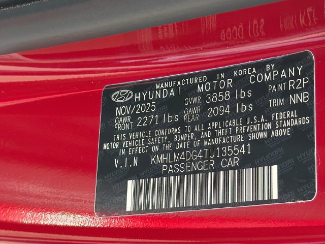 Certified 2026 Hyundai Elantra Sport FWD image 31