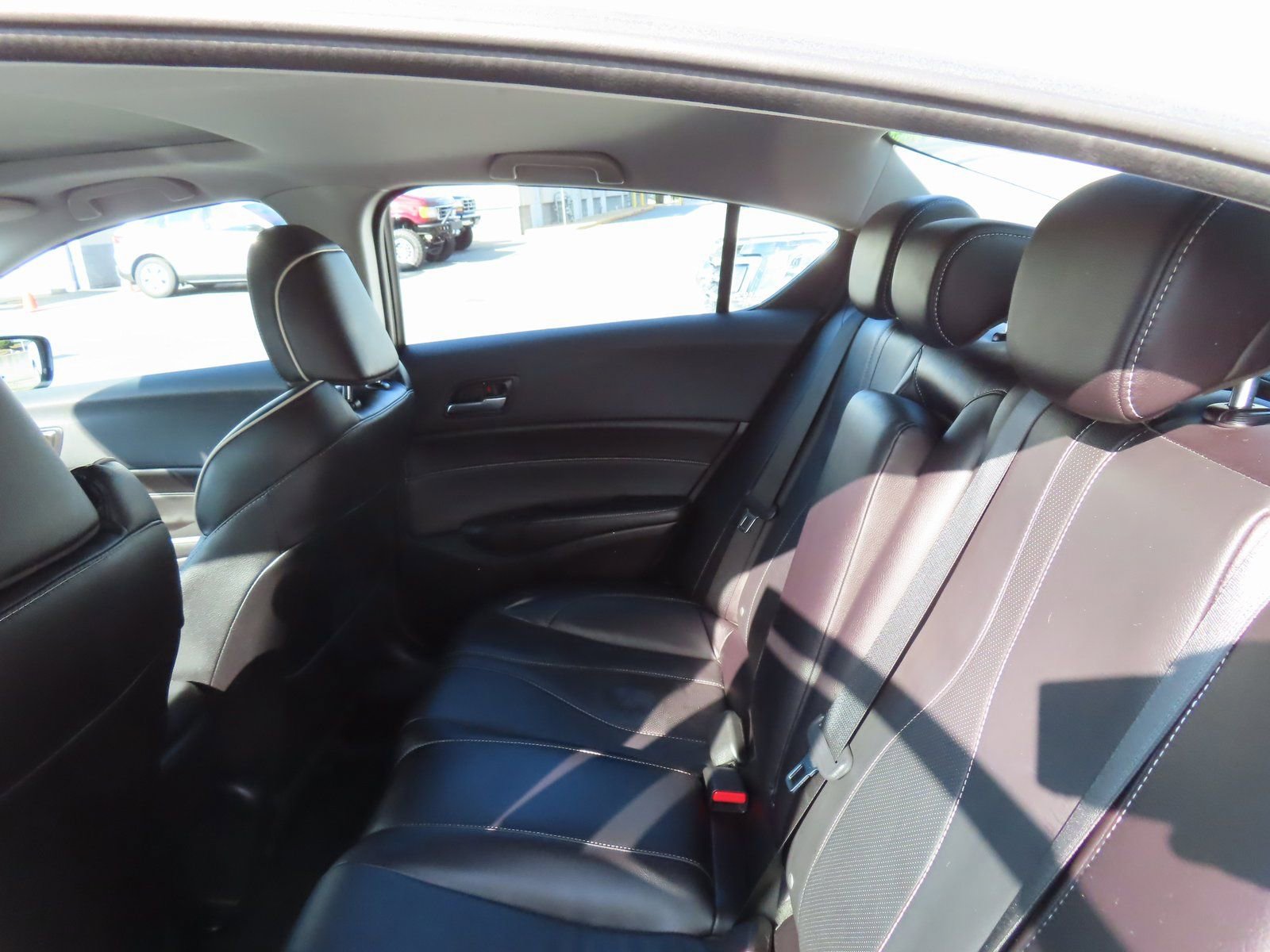 Used 2021 Acura ILX w/ Premium Package image 32