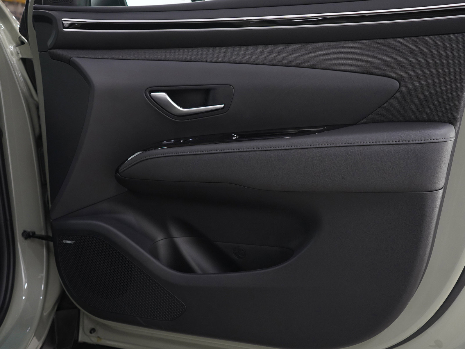 Used 2024 Hyundai Santa Cruz Limited image 9