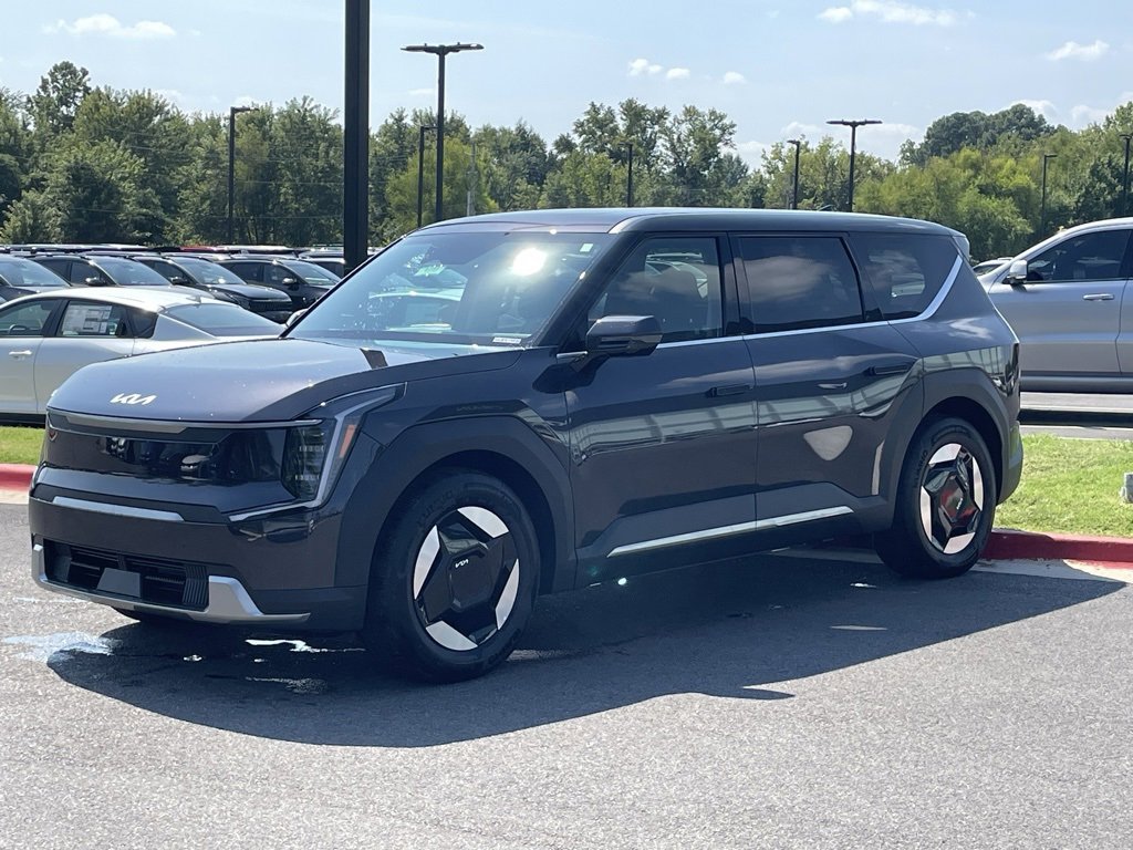 New 2026 Kia EV9 Light image 2