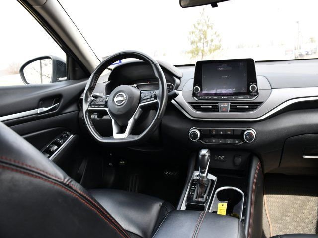 Used 2024 Nissan Altima 2.5 SR image 20