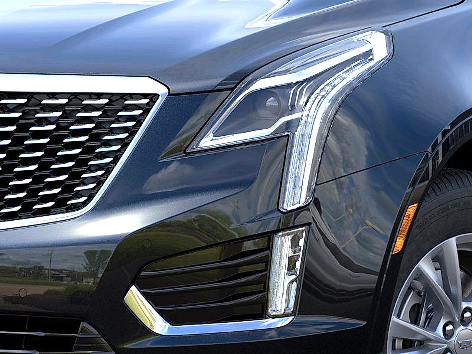 New 2025 Cadillac XT5 Luxury image 10