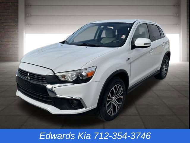 Used 2017 Mitsubishi Outlander Sport LE image 3