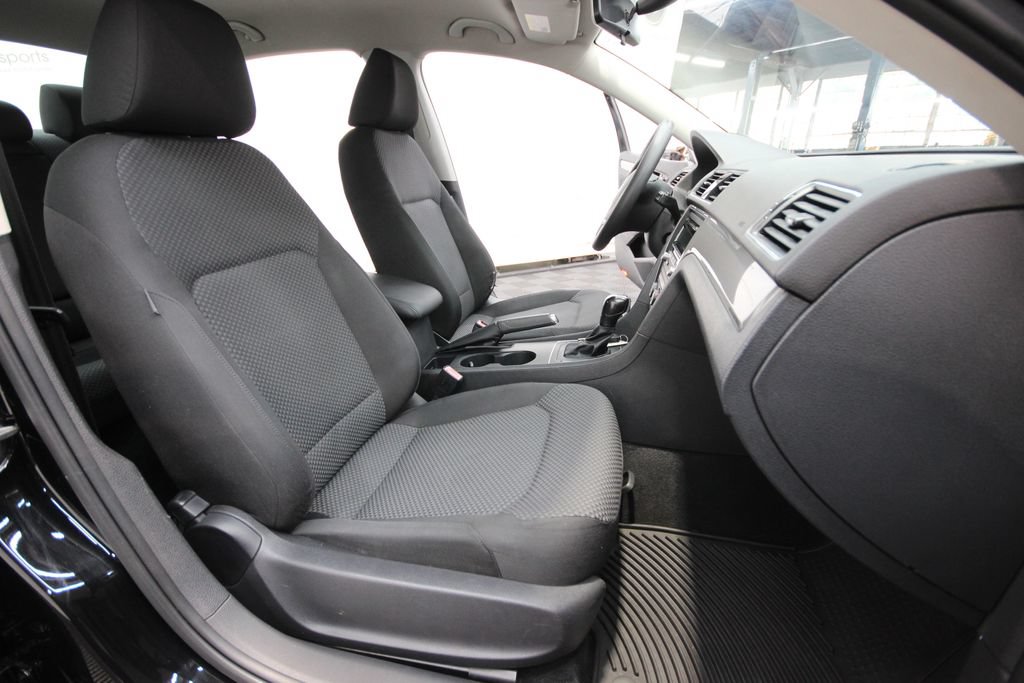 Used 2013 Volkswagen Passat 2.5 S FWD image 25