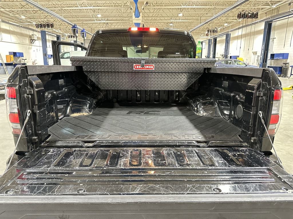 Used 2023 Nissan Frontier SV image 19