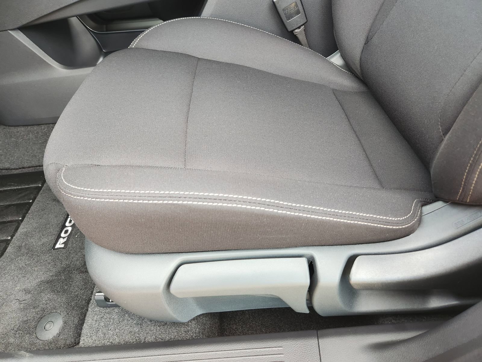 New 2026 Nissan Rogue S image 19