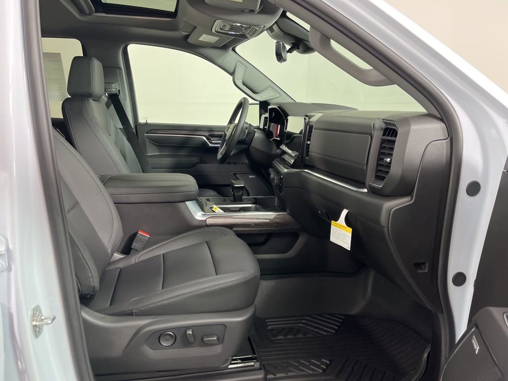 New 2026 Chevrolet Silverado 1500 LTZ image 7